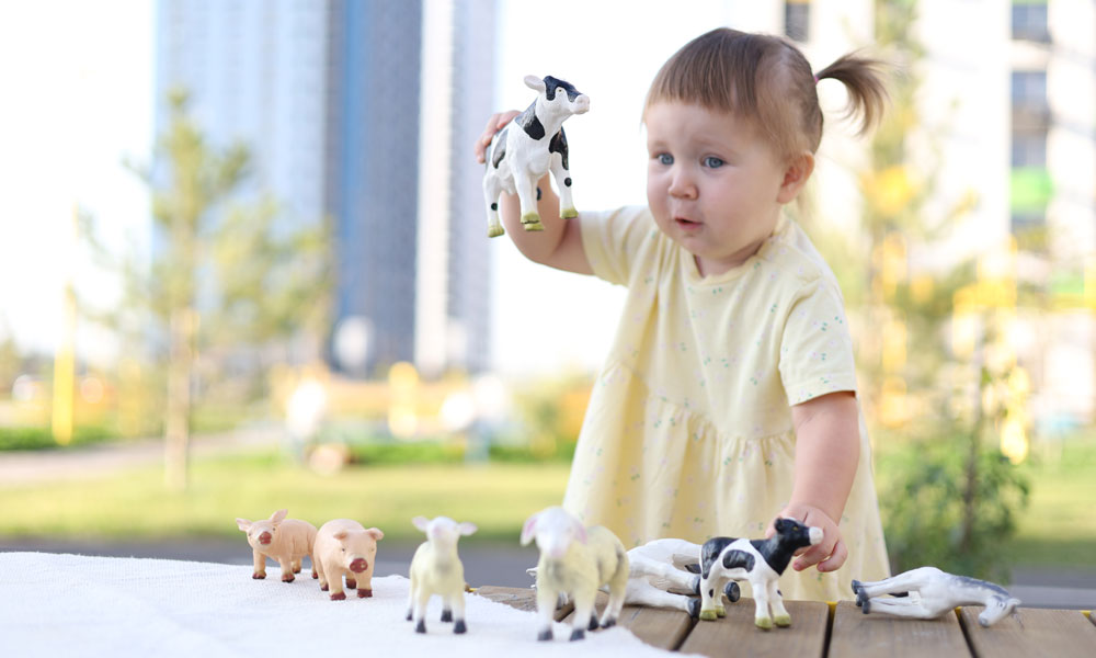 Childrens Toys Animal Games to Play with Small Children Blog Image