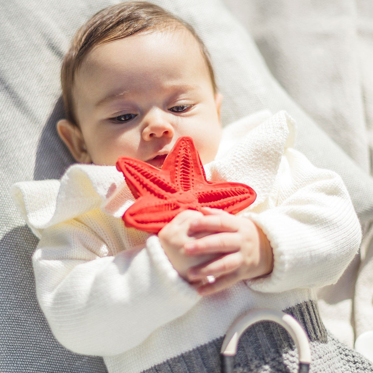 Seastar the Teether, red, fully moulded - Natural Rubber Toys